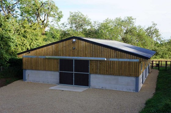 Equestrian Buildings: Paul Huxley Construction